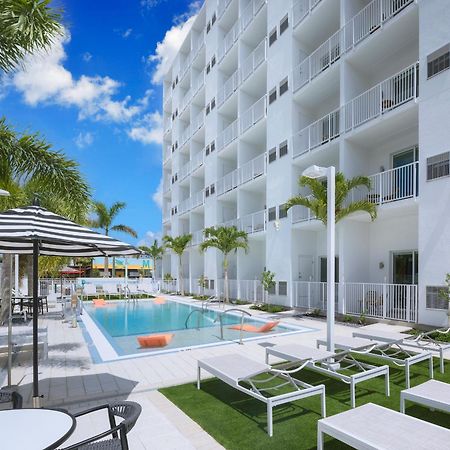 Mint House St. Petersburg - Downtown Aparthotel Ngoại thất bức ảnh